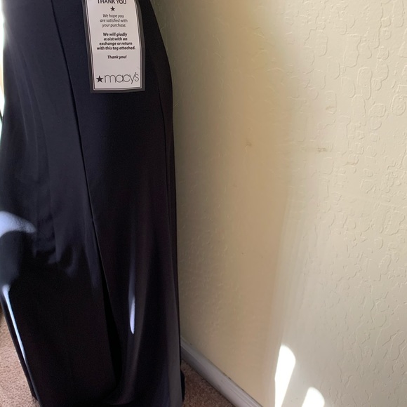 Morgan & Co sequined lace & solid Gow - Picture 6 of 9